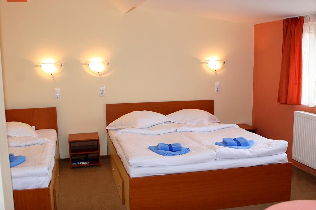 Hotel Pamira Sibiu Quarto foto